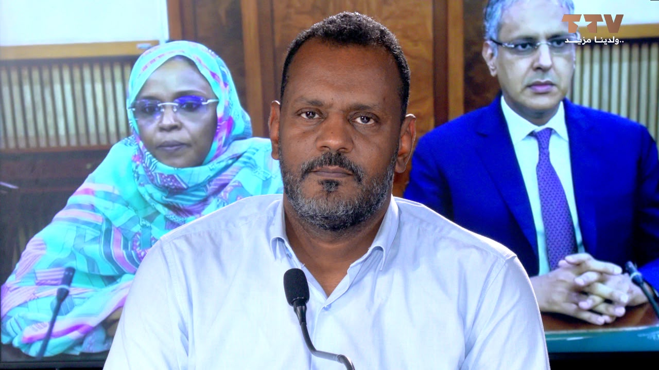 ولد إدومو: يدعو لضبط “الفضاء الرقمي” لحماية القُصّر ومكافحة غسيل الأموال