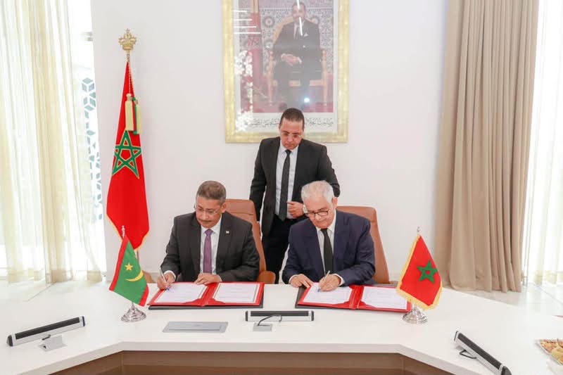 موريتانيا والمغرب توقعان اتفاقية لإعادة تأهيل وتوسعة طريق نواكشوط–نواذيبو