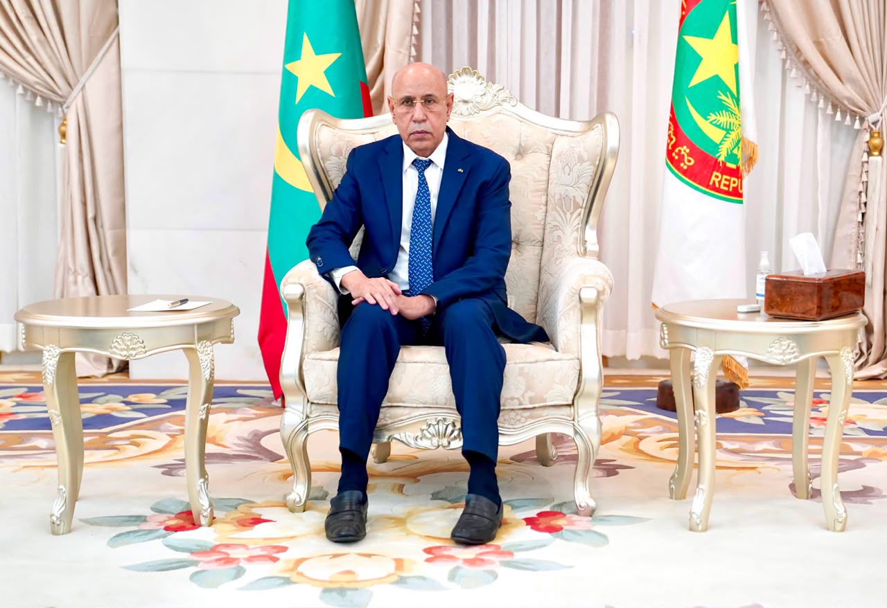 الغزواني يستقبل وفداً من شركة «كوسموس إنرجي»